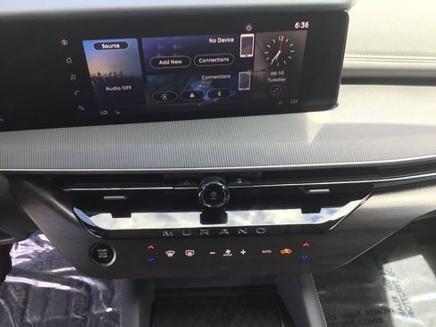 New 2025 Nissan Murano SV image 12