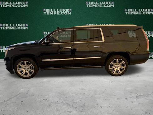 Used 2017 Cadillac Escalade ESV Premium Luxury image 9