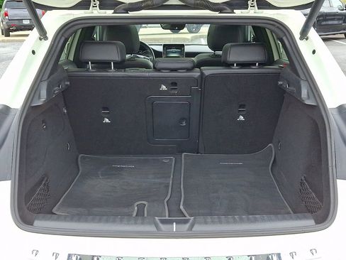 Used 2016 Mercedes-Benz GLA 250 4MATIC image 28