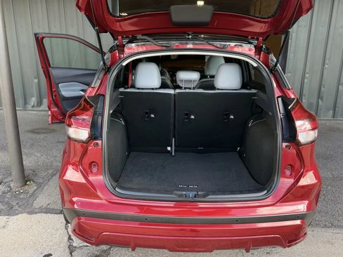 Used 2023 Nissan Kicks SR w/ SR Premium Package FWD image 18