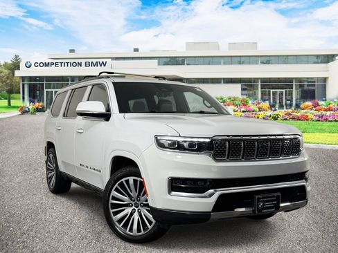 Used 2022 Jeep Grand Wagoneer Series III AWD/4WD image 1