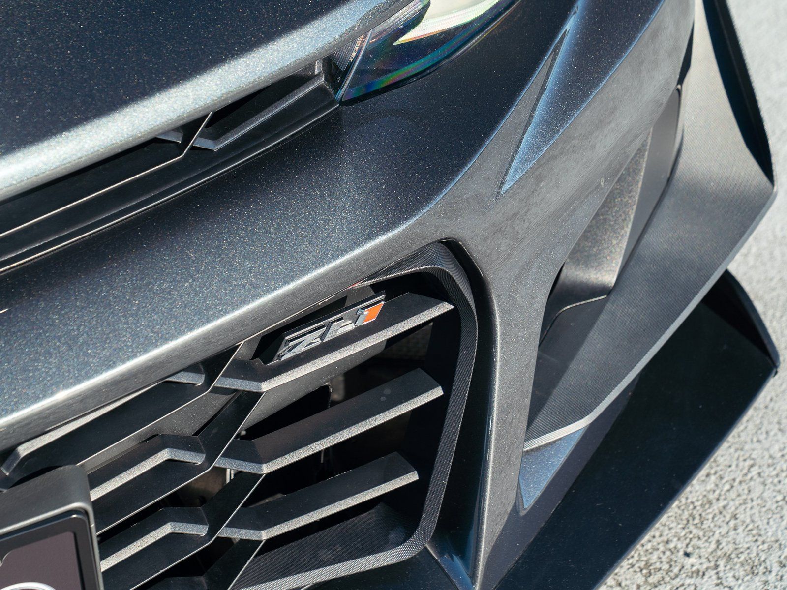 Used 2018 Chevrolet Camaro ZL1 RWD image 9