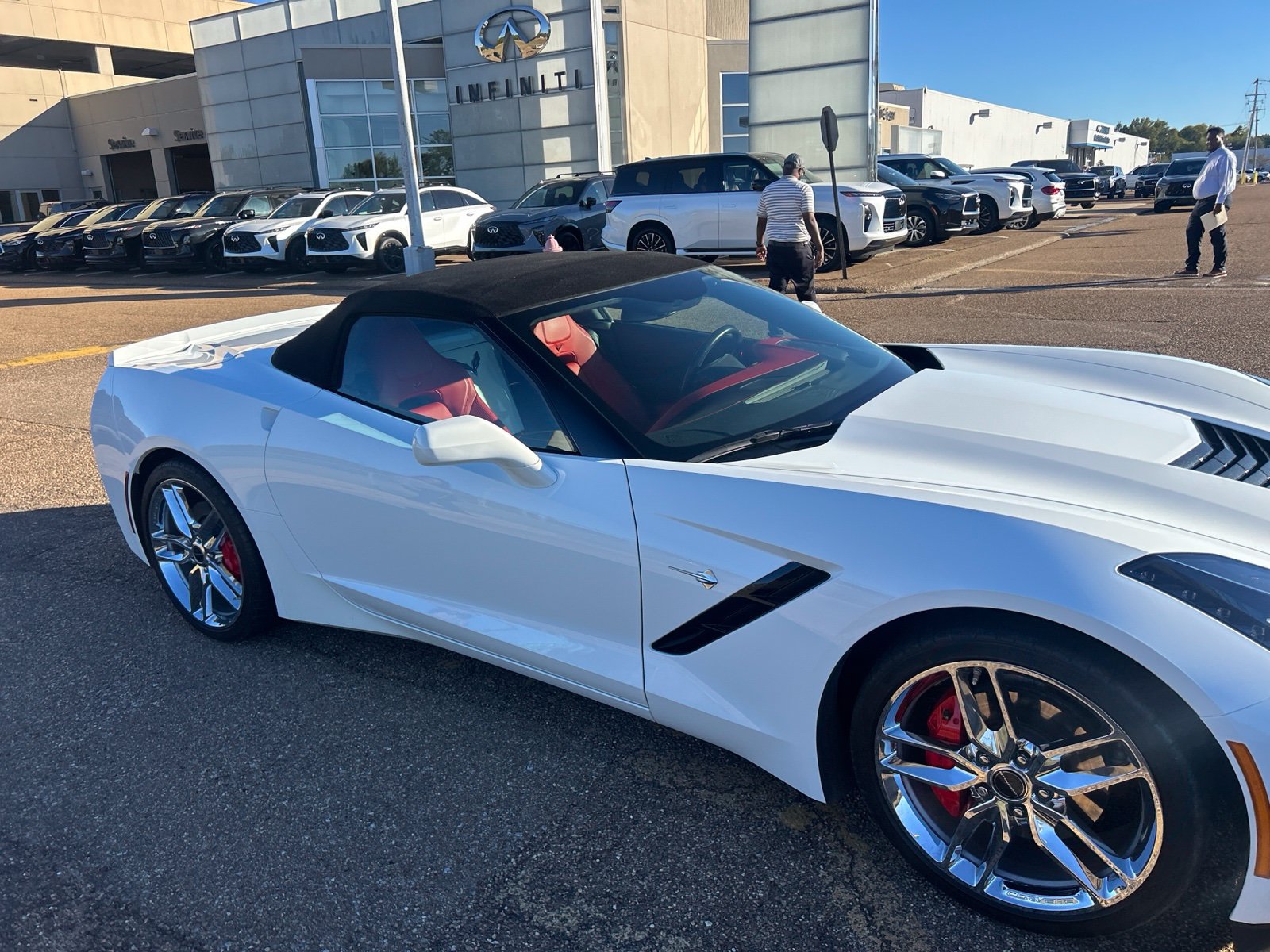 Used 2018 Chevrolet Corvette Stingray Convertible w/ 3LT Preferred Equipment Group RWD image 11