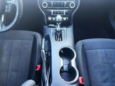 Used 2022 Ford Mustang GT w/ Equipment Group 101A RWD image 15
