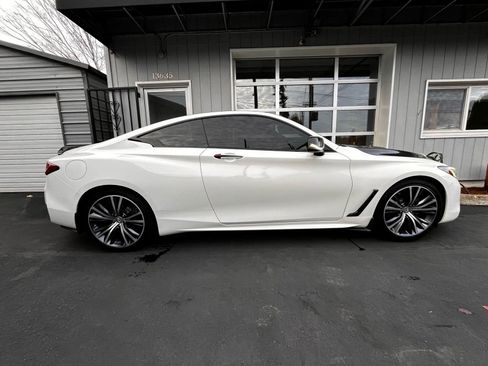 Used 2018 INFINITI Q60 3.0t Luxe image 23