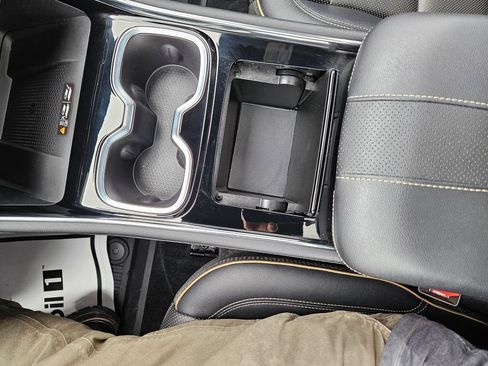 Used 2026 Chevrolet Traverse High Country w/ LPO, Floor Liner Package AWD/4WD image 17