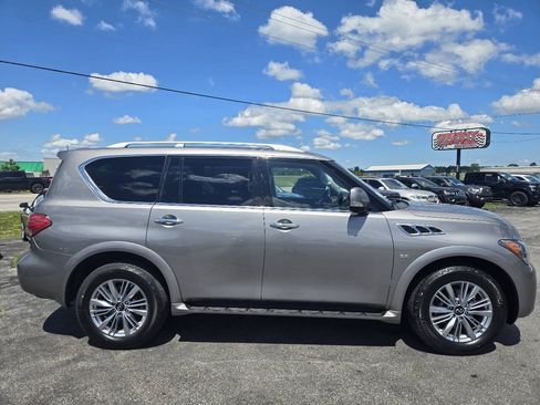 Used 2014 INFINITI QX80 4WD w/ Theater Package image 10
