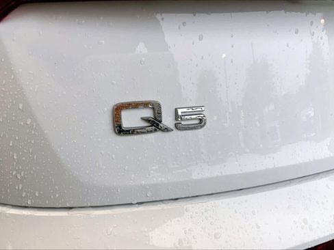 Used 2018 Audi Q5 2.0T Premium Plus w/ Premium Plus Package AWD/4WD image 31