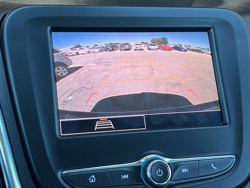 Used 2022 Chevrolet Equinox LS w/ LPO, Floor Liner Package AWD/4WD image 20