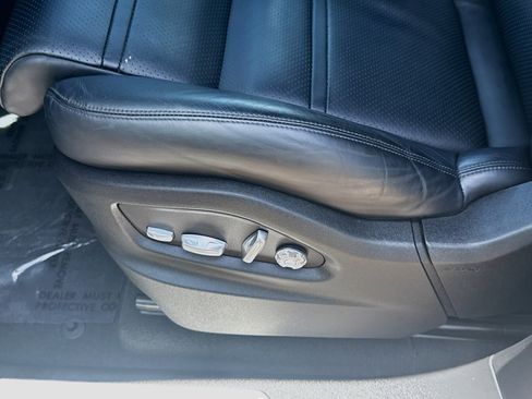 Used 2019 Porsche Cayenne AWD/4WD image 18