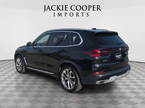 Used 2025 BMW X5 xDrive50e image 7