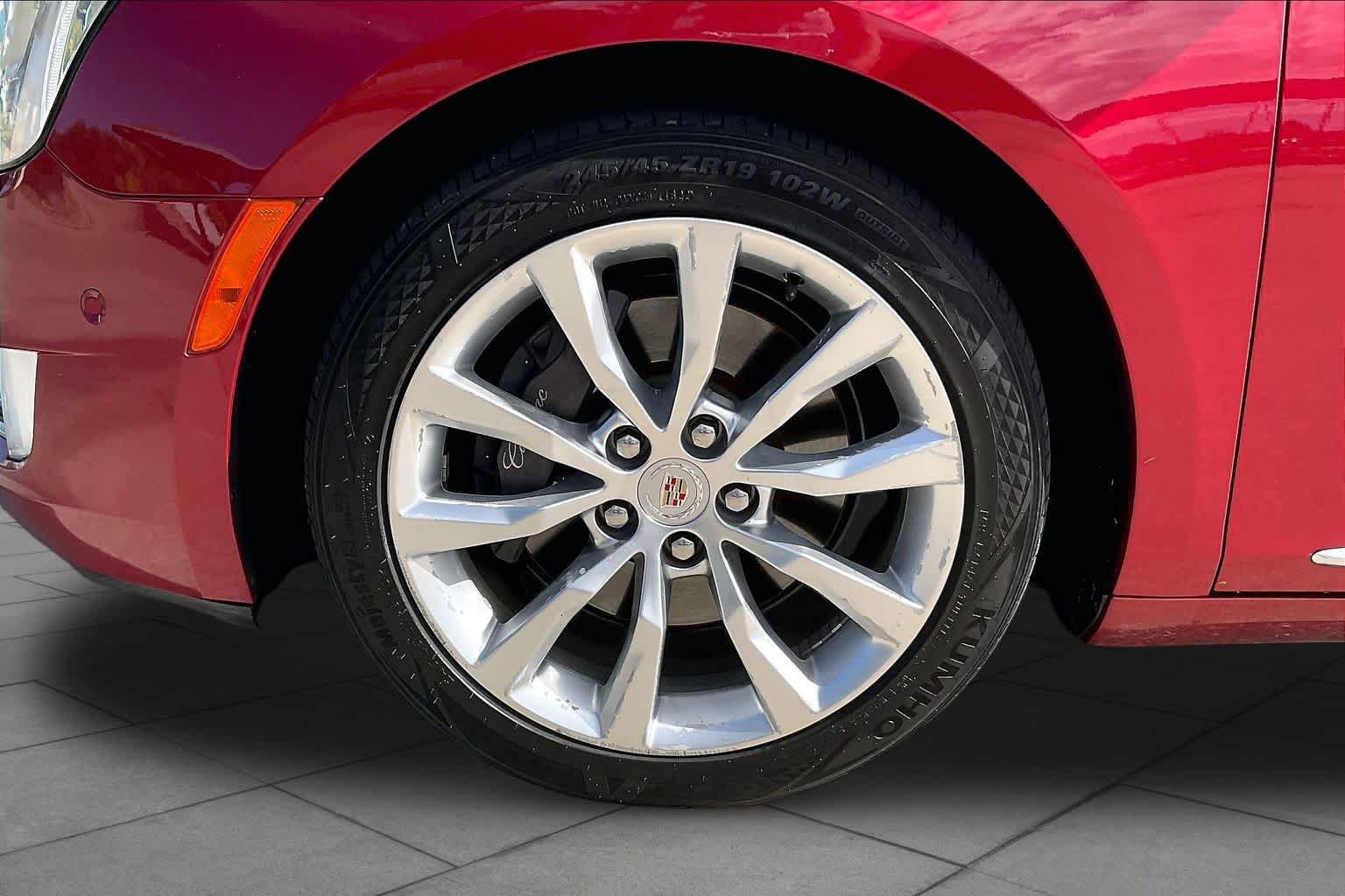 Used 2015 Cadillac XTS Luxury w/ Driver Awareness Package FWD image 11