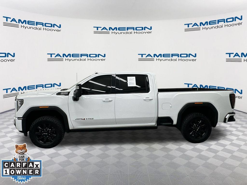 Used 2025 GMC Sierra 2500 AT4 w/ AT4 Premium Plus Package AWD/4WD image 2