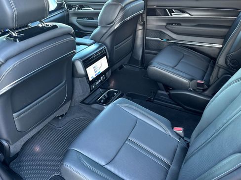 New 2026 Jeep Grand Wagoneer Summit image 14