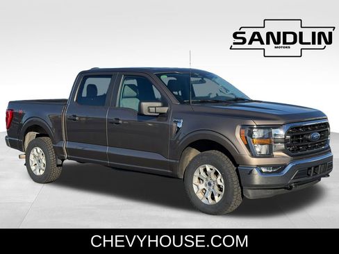 Used 2023 Ford F150 XLT image 1