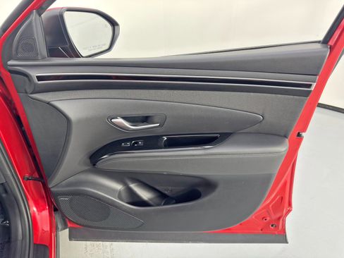 Used 2022 Hyundai Tucson Limited image 44