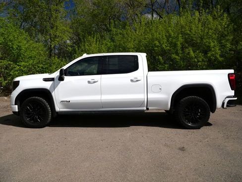 Used 2022 GMC Sierra 1500 AT4 AWD/4WD image 4