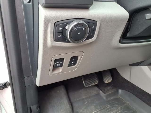 Used 2020 Ford F150 XLT w/ Equipment Group 302A Luxury AWD/4WD image 23
