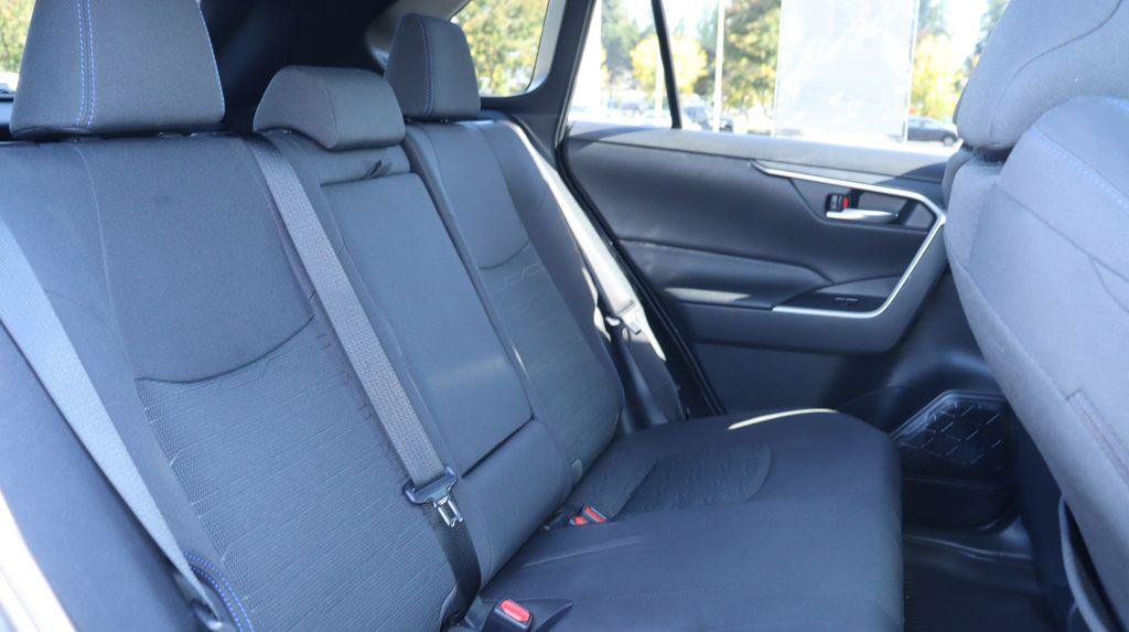 Used 2023 Toyota RAV4 SE w/ Convenience Package AWD/4WD image 24