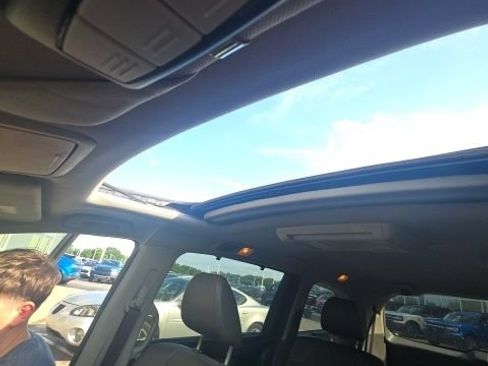 Used 2012 Honda Odyssey Touring image 15