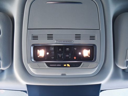 Used 2026 Lincoln Nautilus Premier w/ Equipment Group 102A image 30