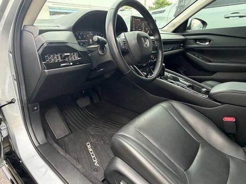Used 2024 Honda Accord EX-L image 3