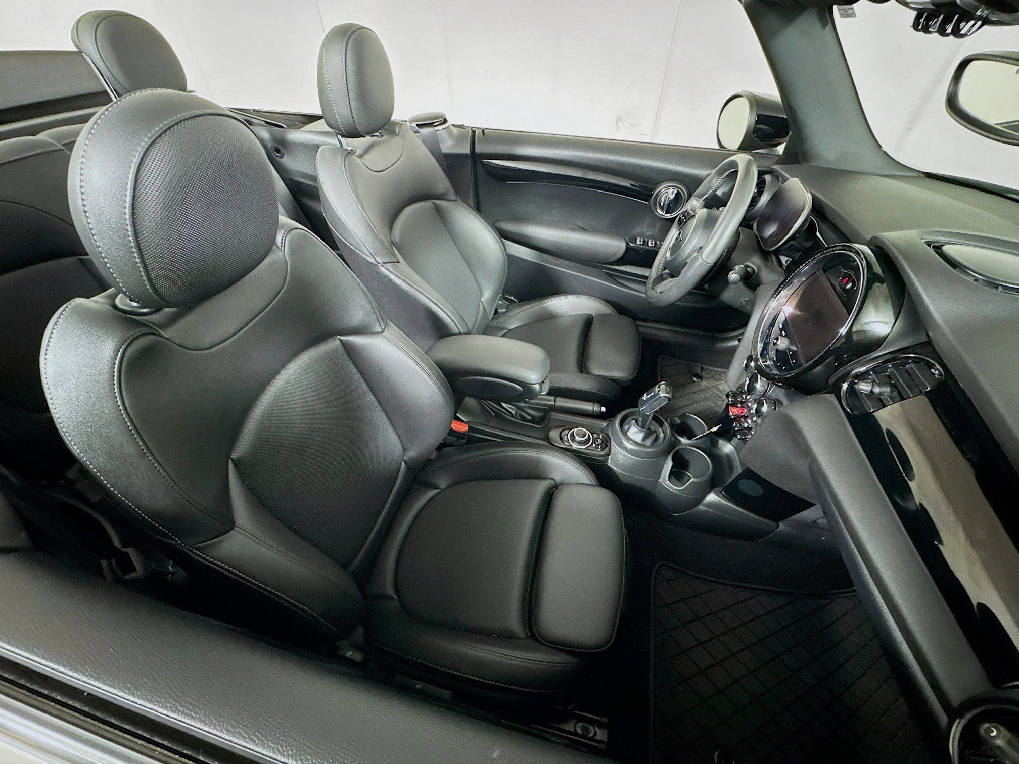 Used 2023 MINI Cooper S FWD image 26