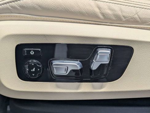 Used 2021 BMW X5 sDrive40i w/ Executive Package RWD image 11
