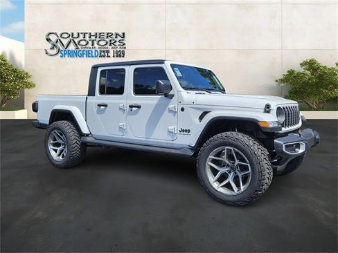 New 2024 Jeep Gladiator Sport image 7