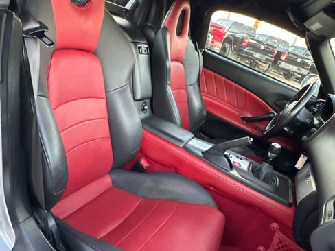 Used 2005 Honda S2000 image 7