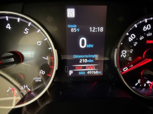 Used 2022 Toyota RAV4 LE FWD image 20
