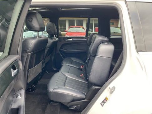 Used 2019 Mercedes-Benz GLS 450 4MATIC image 28