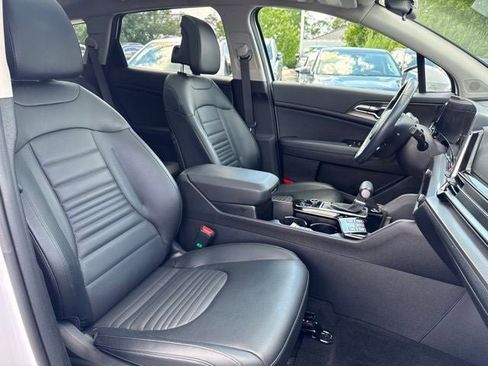 Used 2025 Kia Sportage SX FWD image 30