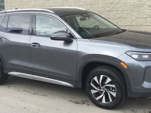 New 2026 Volkswagen Tiguan S image 3