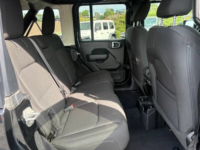 Used 2023 Jeep Wrangler Unlimited Sport AWD/4WD image 19