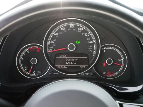 Used 2017 Volkswagen Beetle 1.8T S image 21