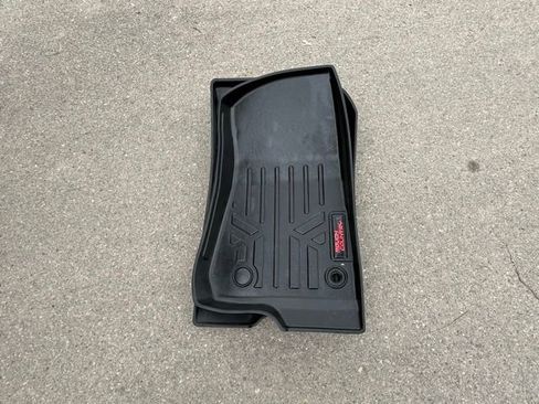 Used 2020 Jeep Wrangler Unlimited Sahara w/ Cold Weather Group image 40