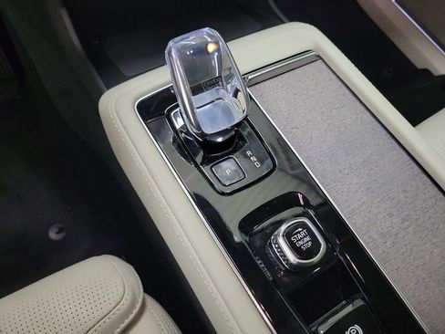 New 2026 Volvo XC90 T8 Ultra w/ Protection Package Premier AWD/4WD image 31