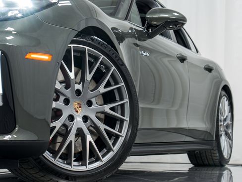 New 2026 Porsche Panamera 4S image 30