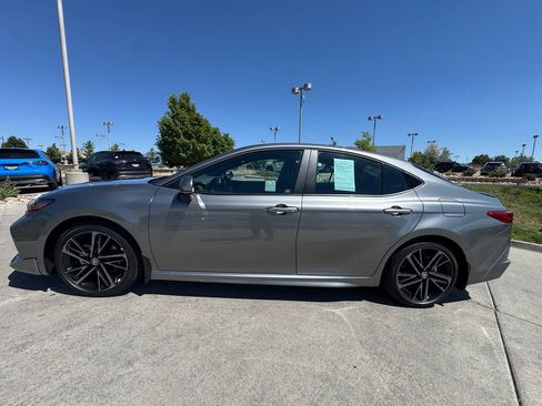 Used 2026 Toyota Camry XSE FWD image 5