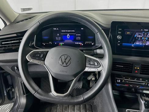 Used 2025 Volkswagen Jetta S FWD image 18