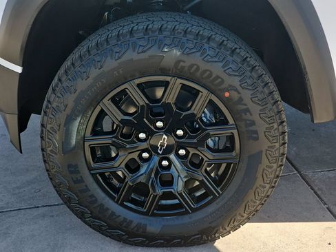 New 2026 Chevrolet Colorado Trail Boss AWD/4WD image 35