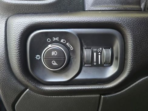 Certified 2025 RAM 2500 Laramie w/ Night Edition AWD/4WD image 18