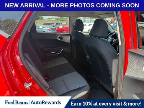 Used 2023 Kia Soul LX w/ LX Technology Package FWD image 10