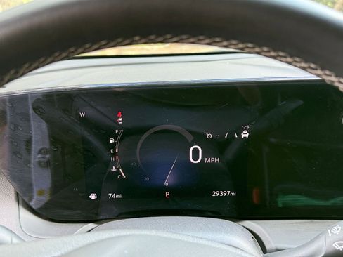 Used 2025 Buick Encore GX Preferred FWD image 37