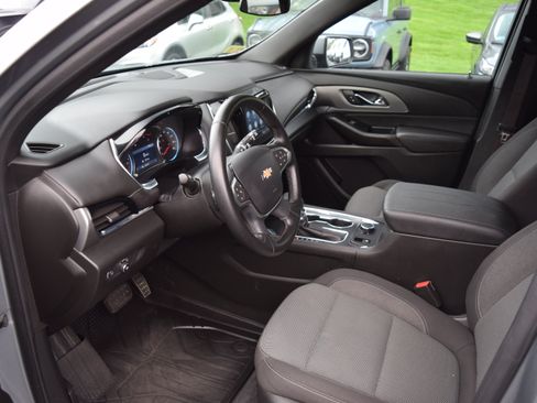 Used 2023 Chevrolet Traverse LT w/ LPO, Floor Liner Package AWD/4WD image 11