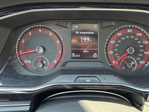Used 2021 Volkswagen Jetta SE w/ SE Cold Weather Package FWD image 16