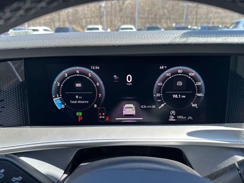 New 2026 Volkswagen Tiguan SE AWD/4WD image 16