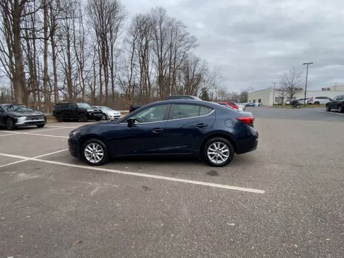 Used 2016 MAZDA MAZDA3 i Sport w/ Preferred Equipment Package image 11