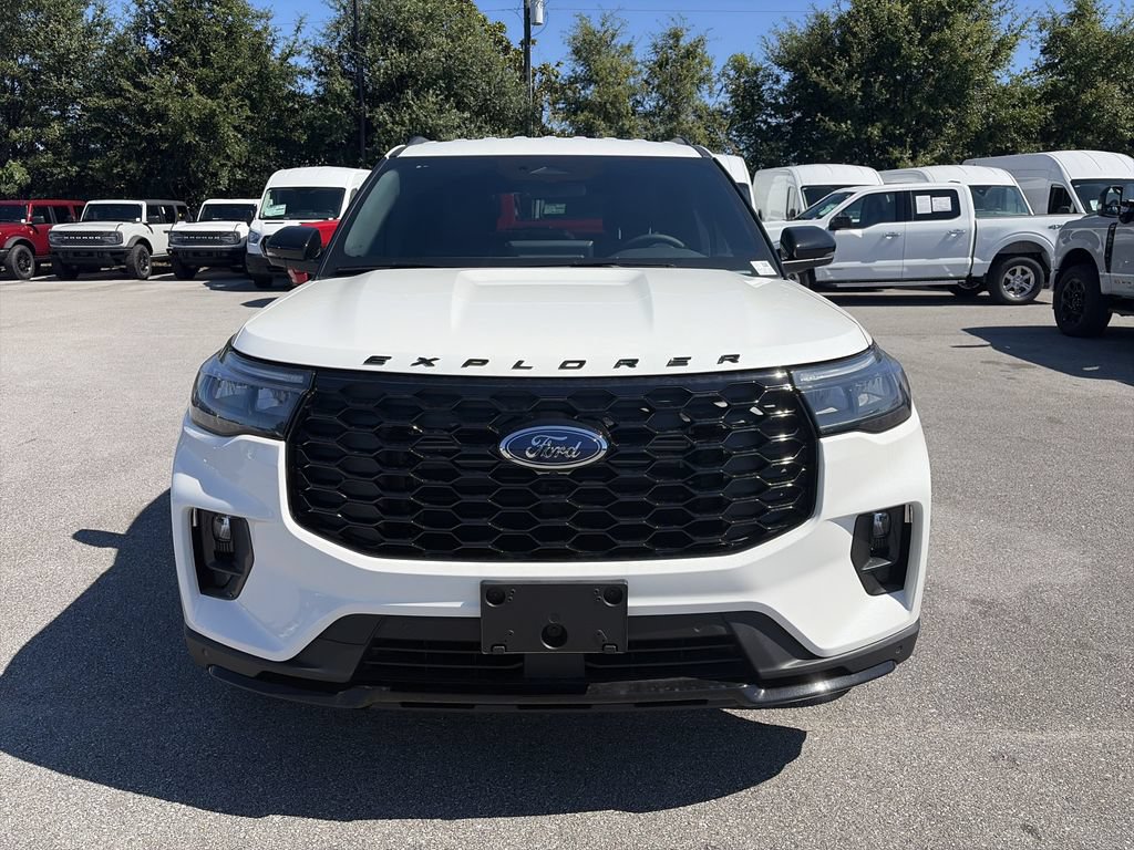 New 2026 Ford Explorer ST-Line w/ ST-Line Street Pack RWD image 10